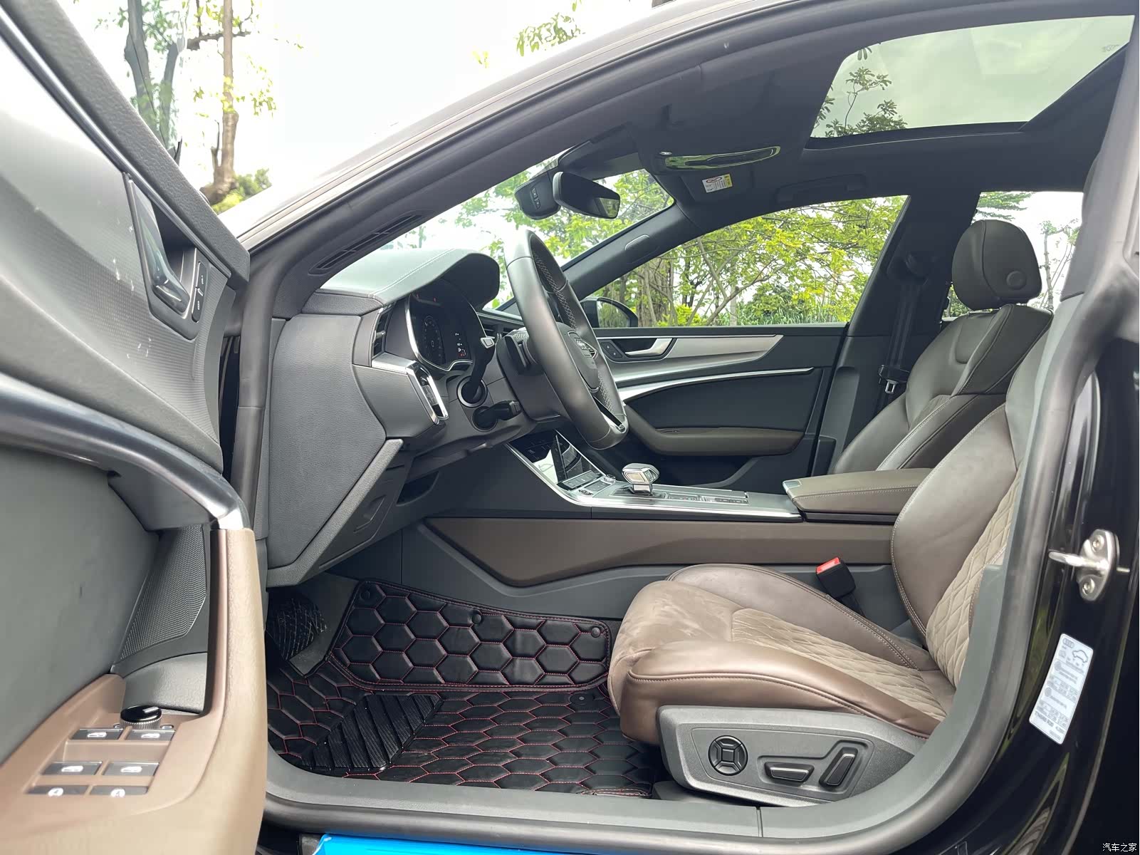Audi A7L, 2023 7