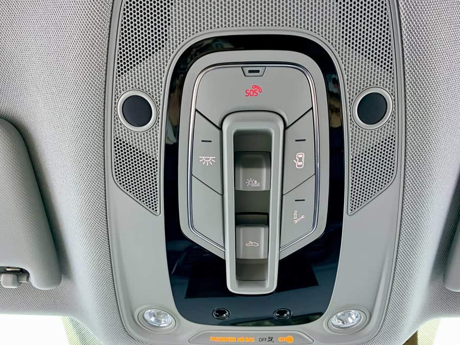 Audi Q5L 2022, фото 25