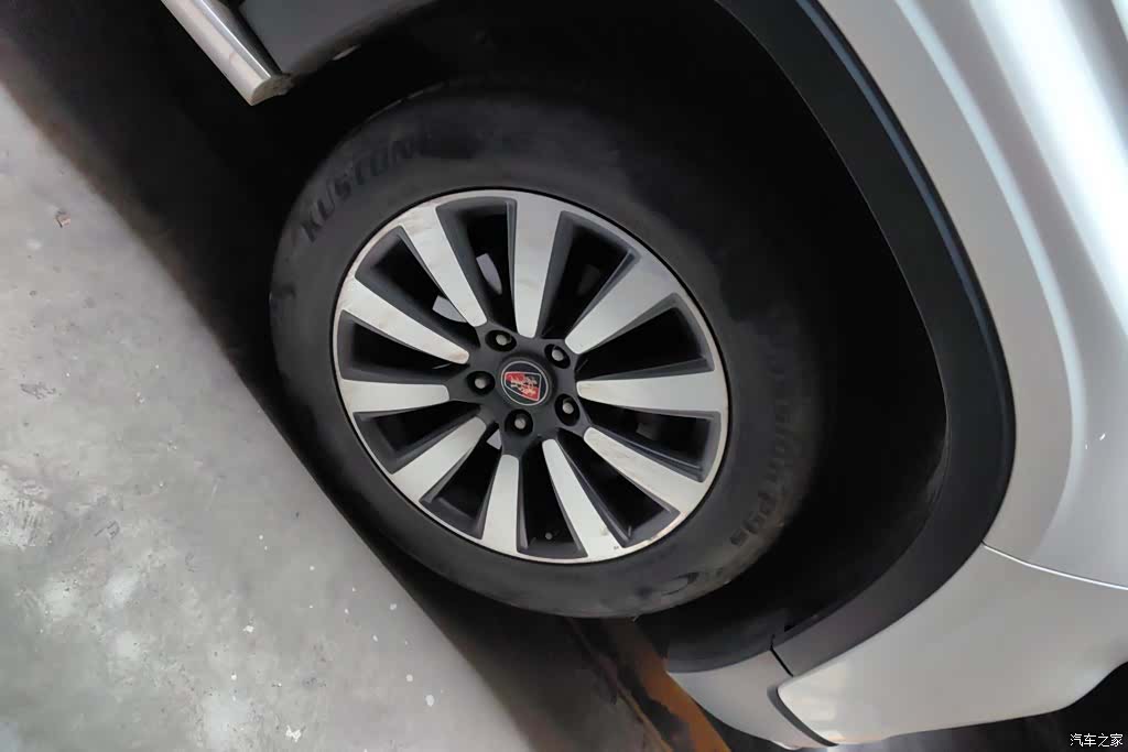 Roewe RX8, 2018 6