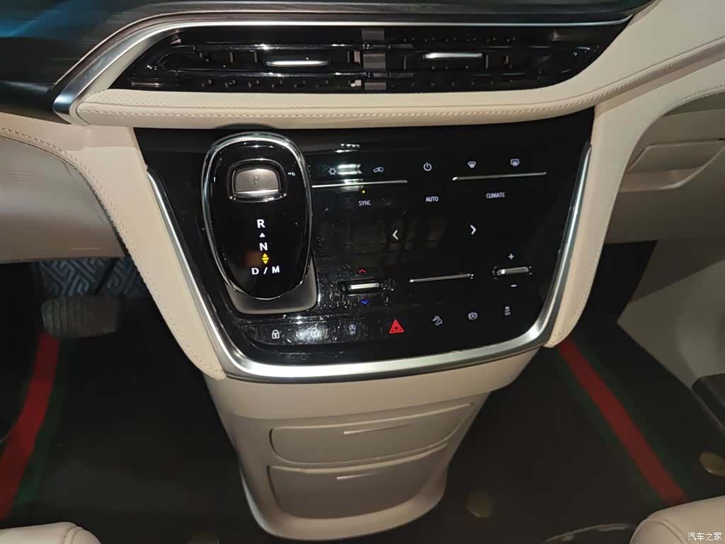 Buick GL8, 2022 7