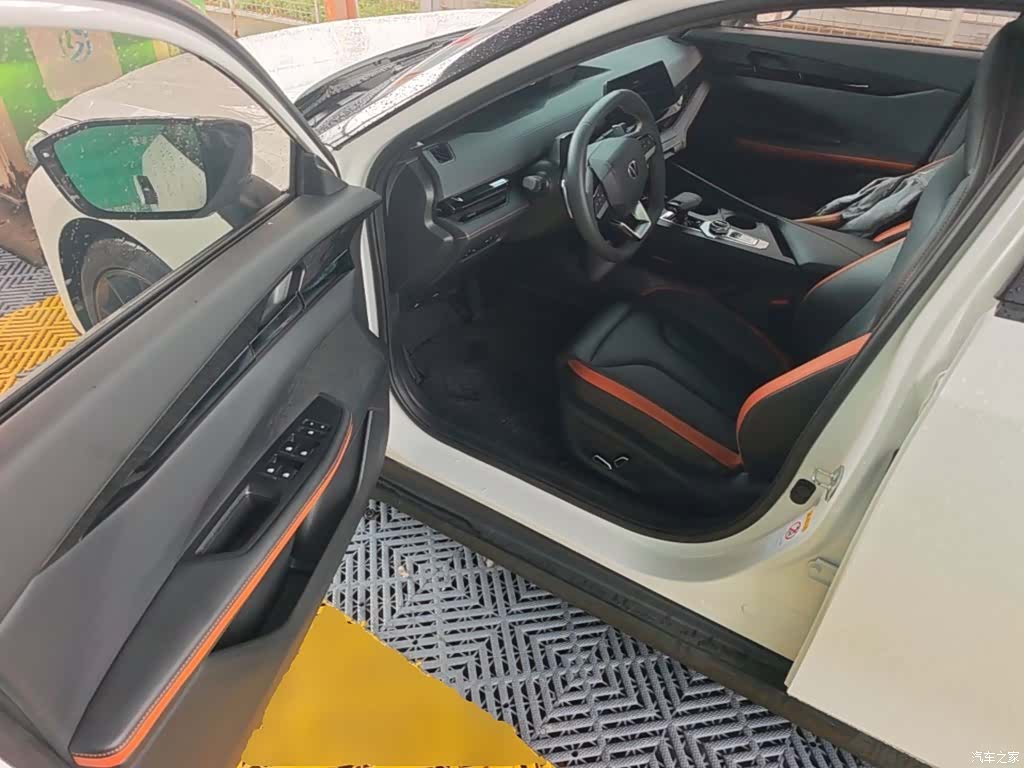 Changan UNI-V, 2023 16