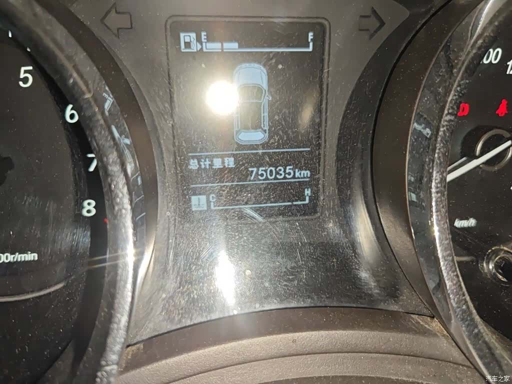 Wuling 730, 2017 все фото