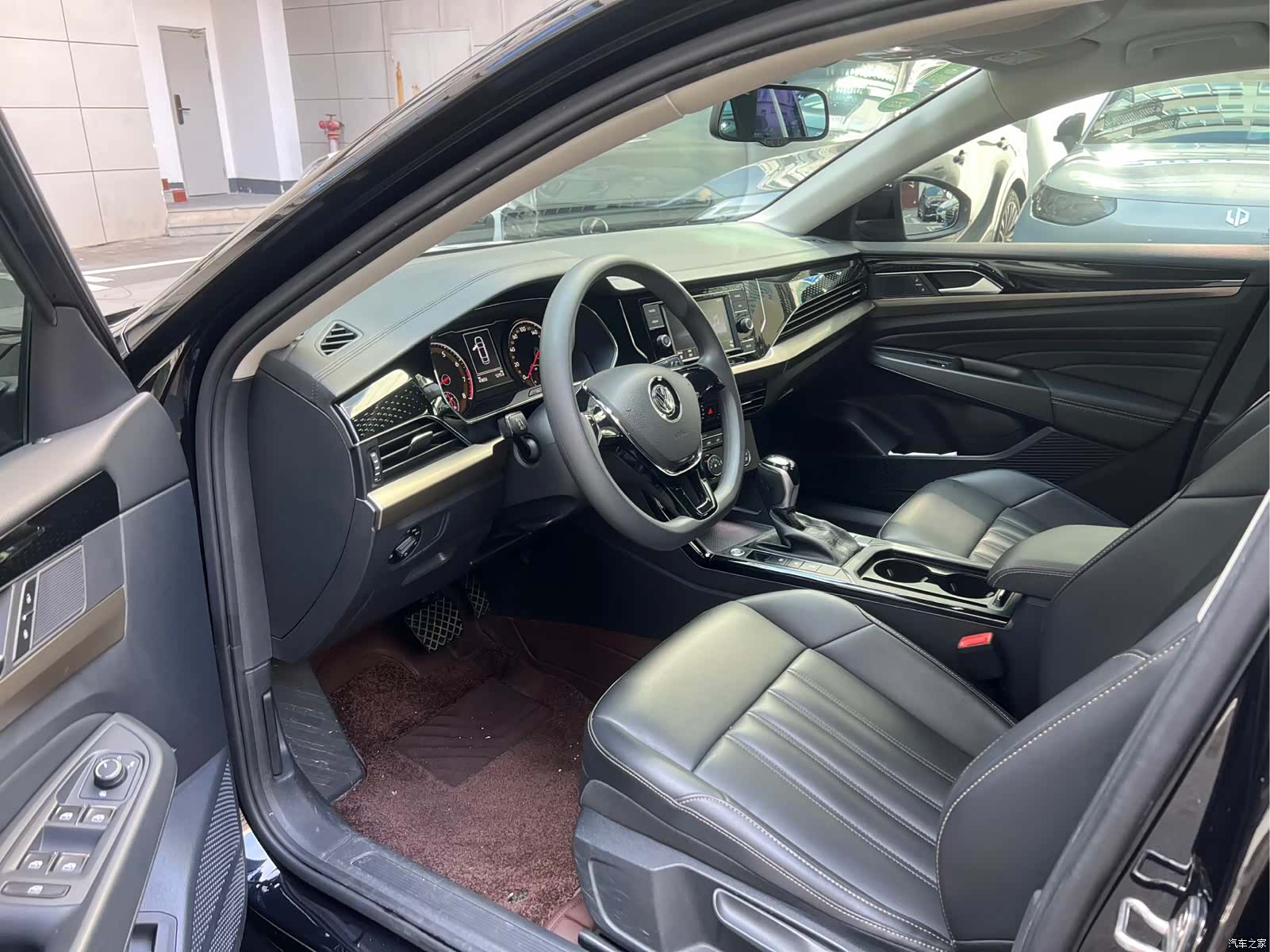 Volkswagen Passat, 2019 4