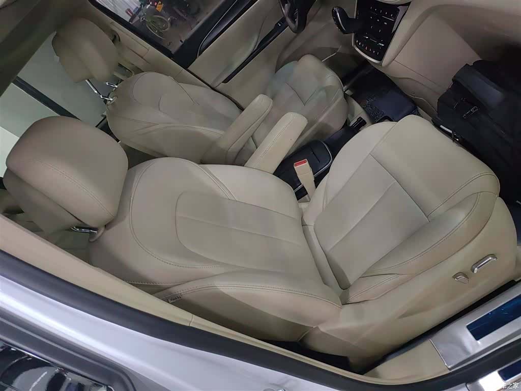 Buick GL8, 2023 25