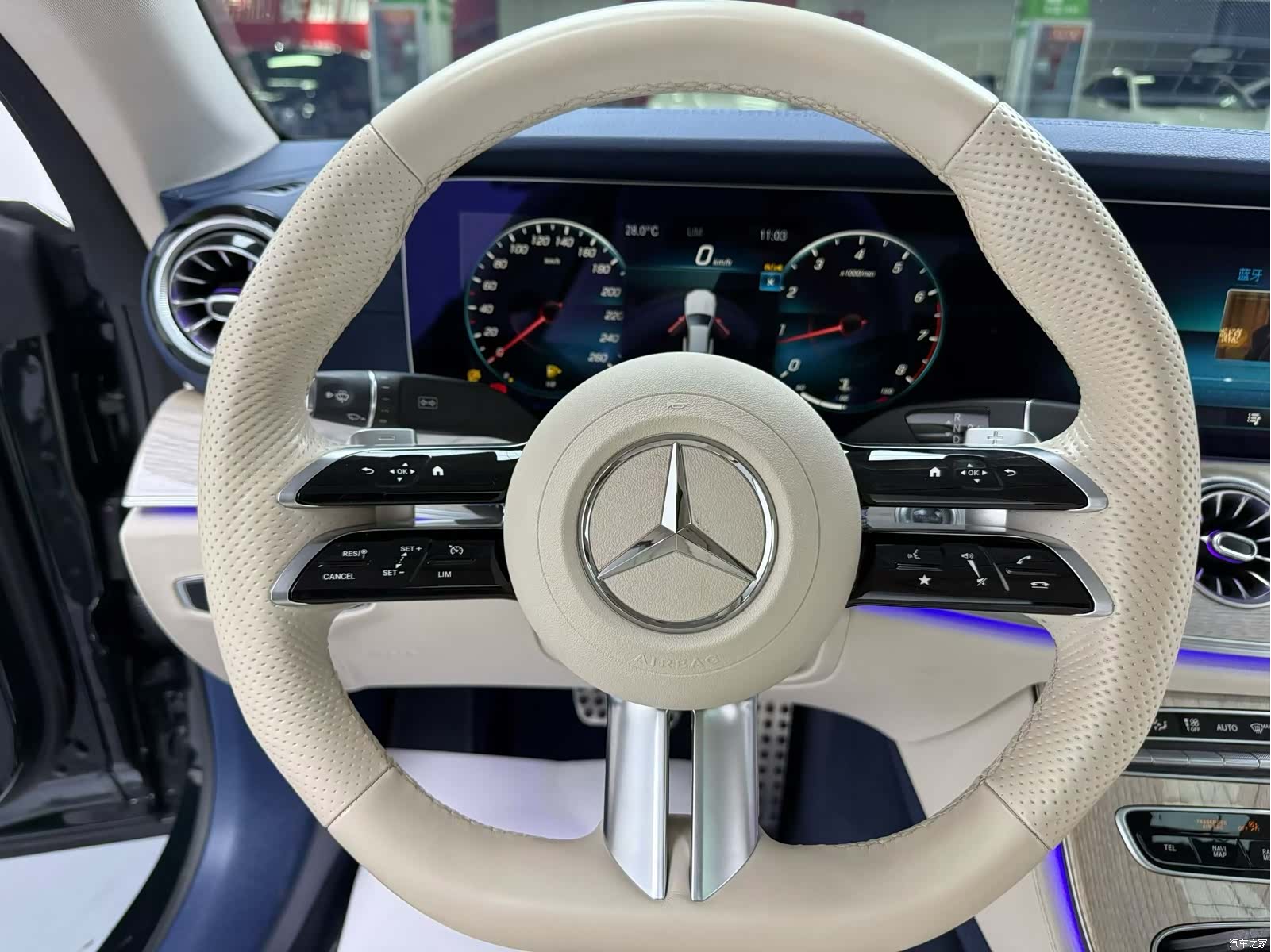 Mercedes-Benz E-Class, 2024 2