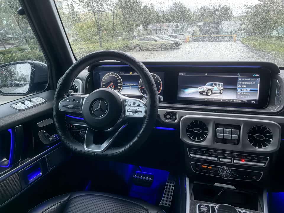 Mercedes-Benz G-class