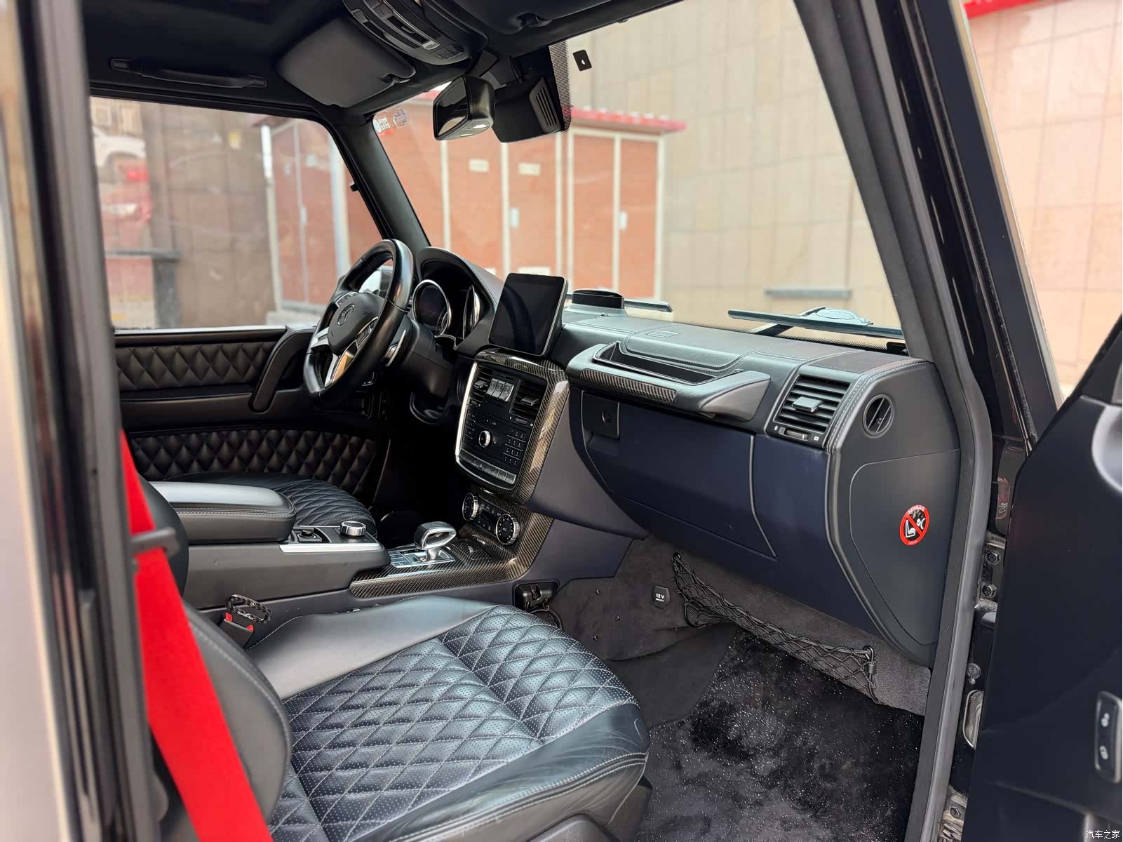 Mercedes-Benz G-Class, 2018 22