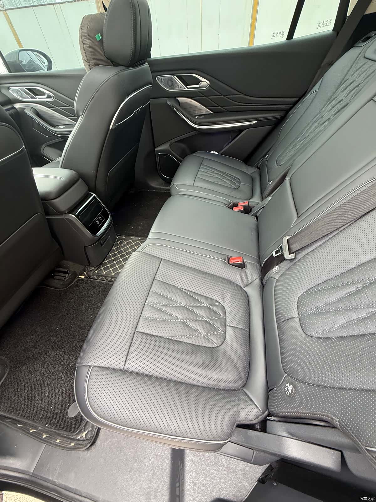 Hongqi HS7, 2024 все фото