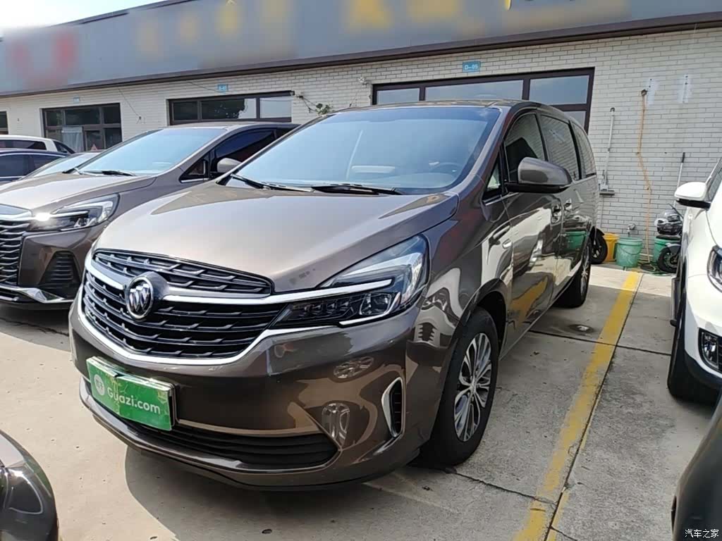 Buick GL8, 2022 1