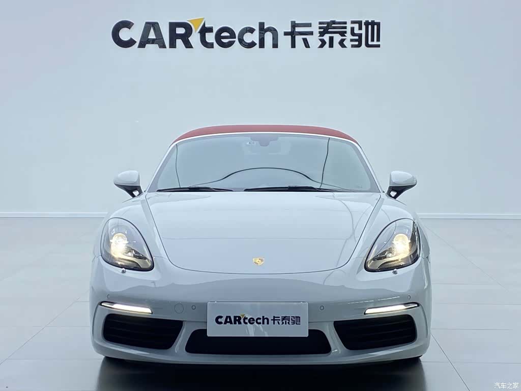 Porsche Boxster, 2022 2