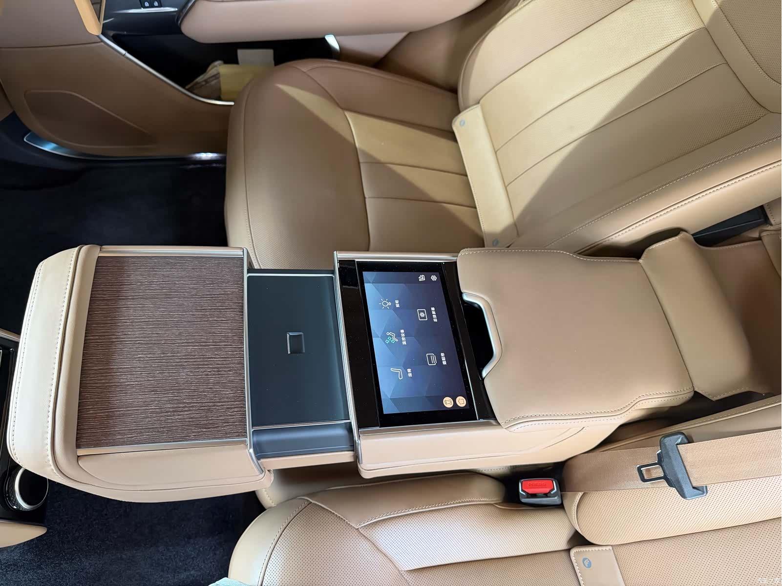 Land Rover Range Rover, 2024 15