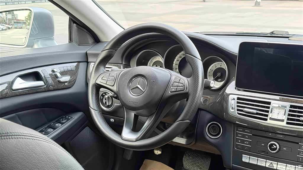 Mercedes-Benz CLS, 2015 15