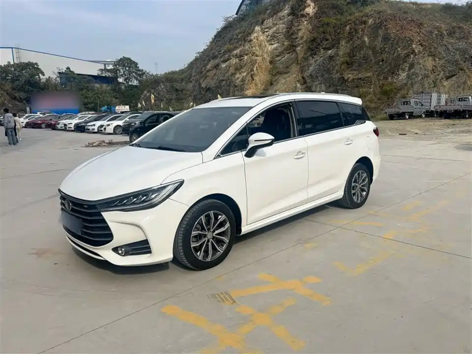 BYD Song MAX