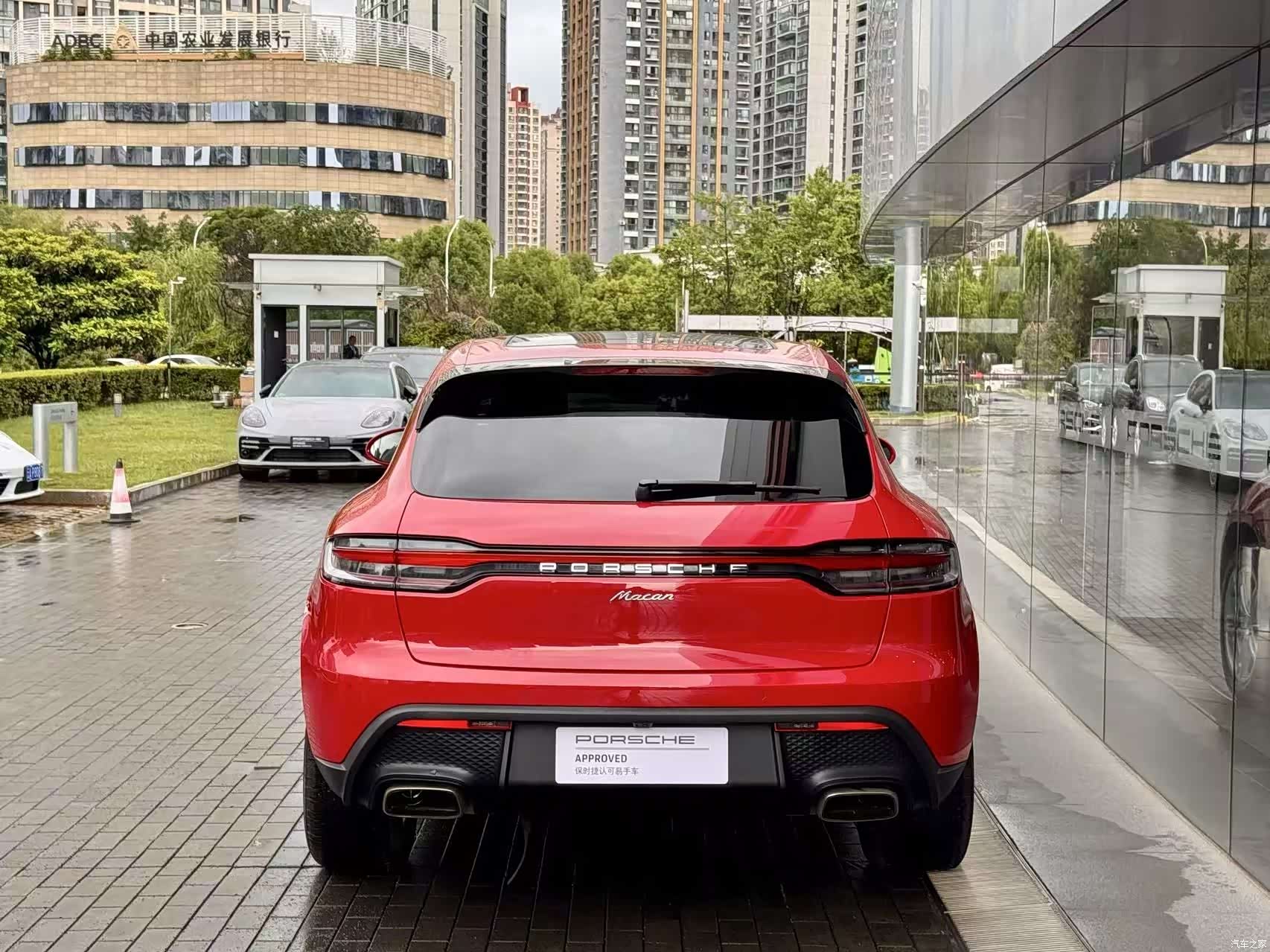 Porsche Macan, 2024 все фото