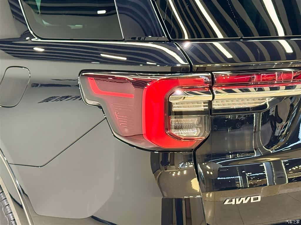 Ford Explorer, 2025 6