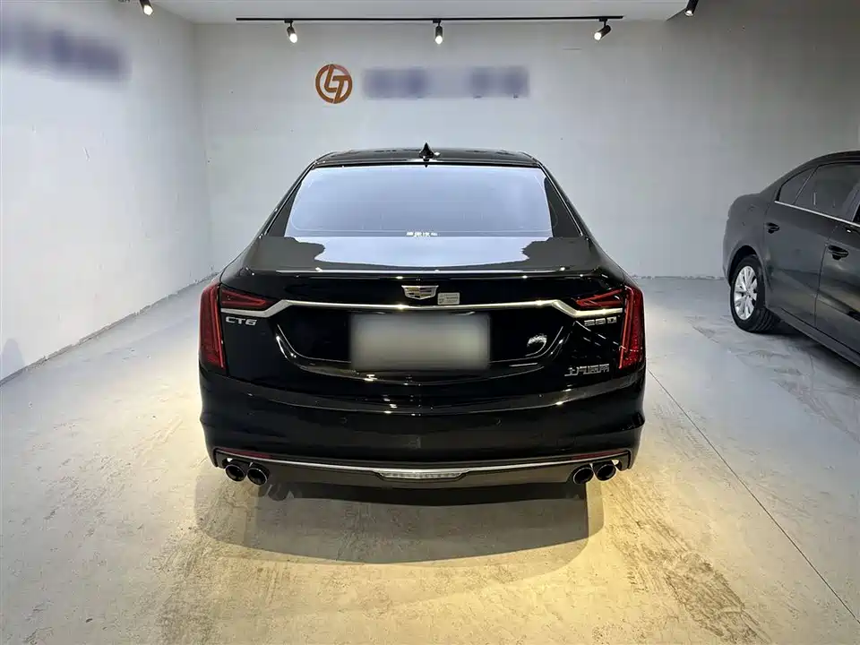 Cadillac CT6