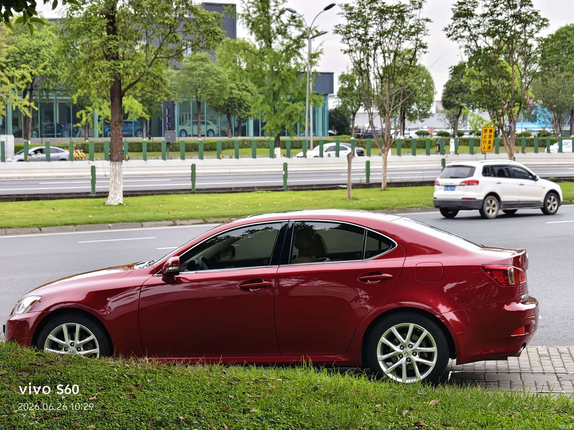 Lexus IS, 2012 все фото