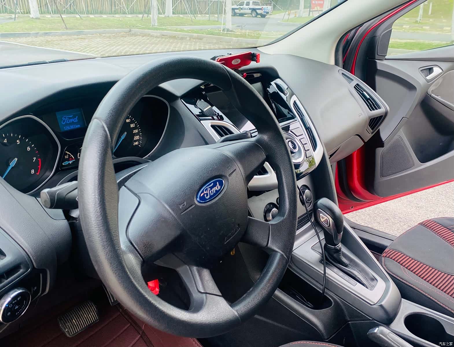 Ford Focus, 2013 11