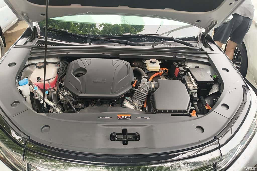 Geely A7, 2025 10