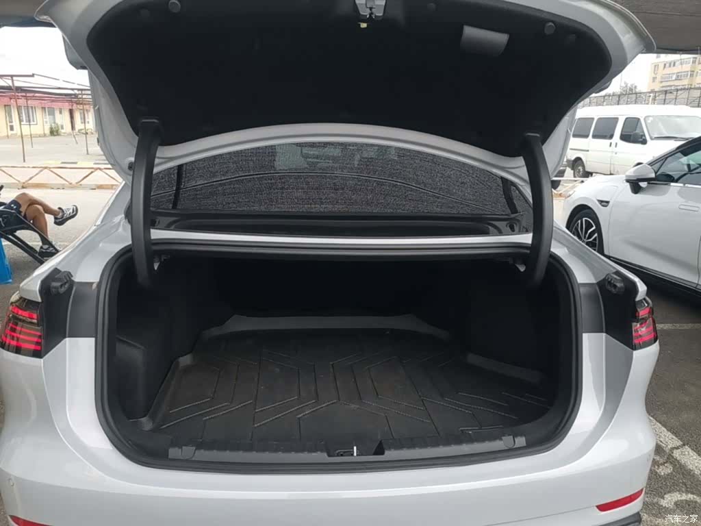 Geely A7, 2025 19