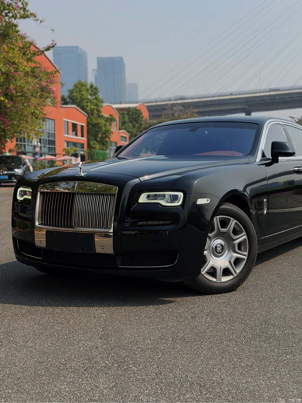 Rolls-Royce Ghost, 2016 7