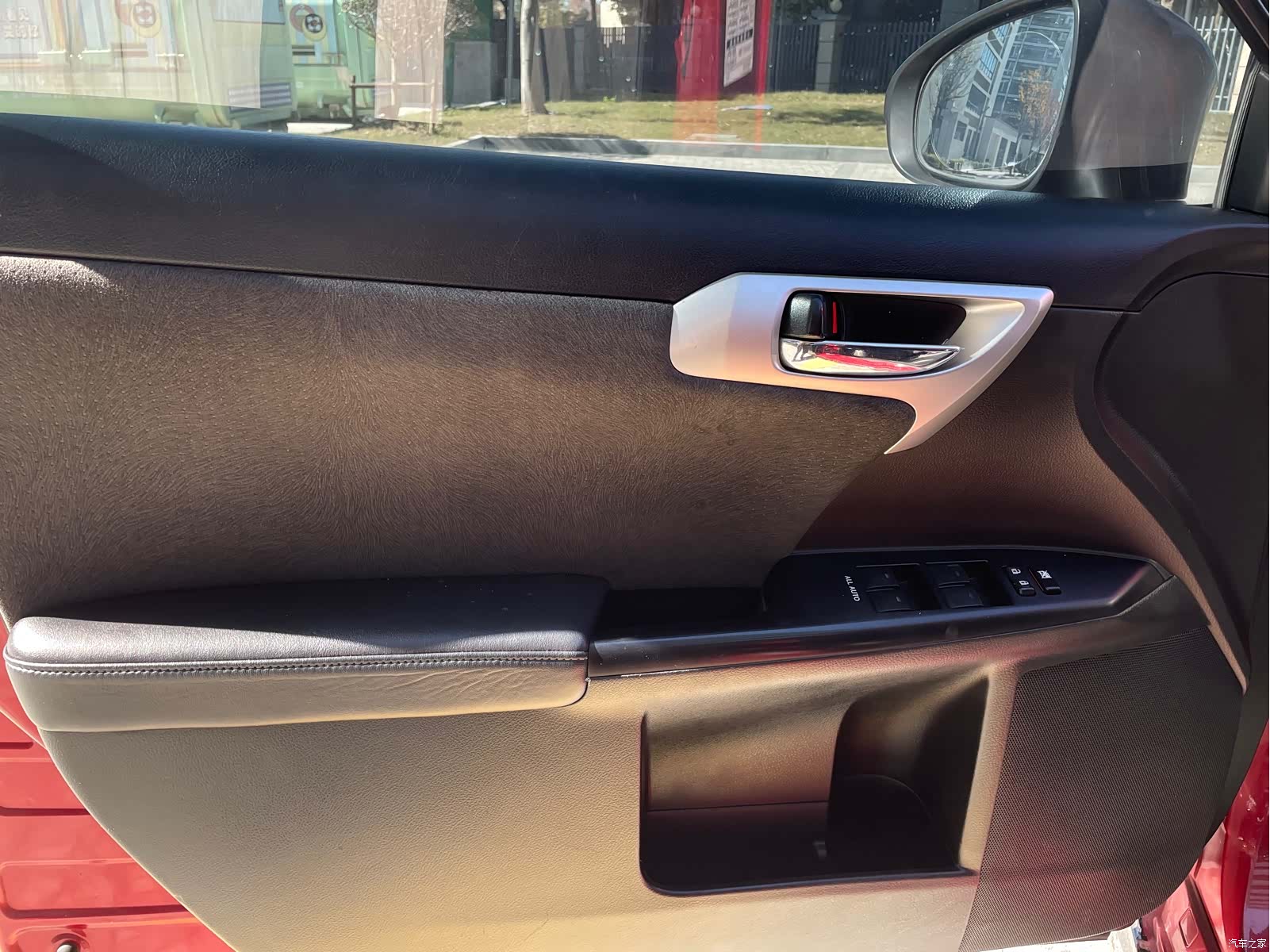 Lexus CT, 2013 10
