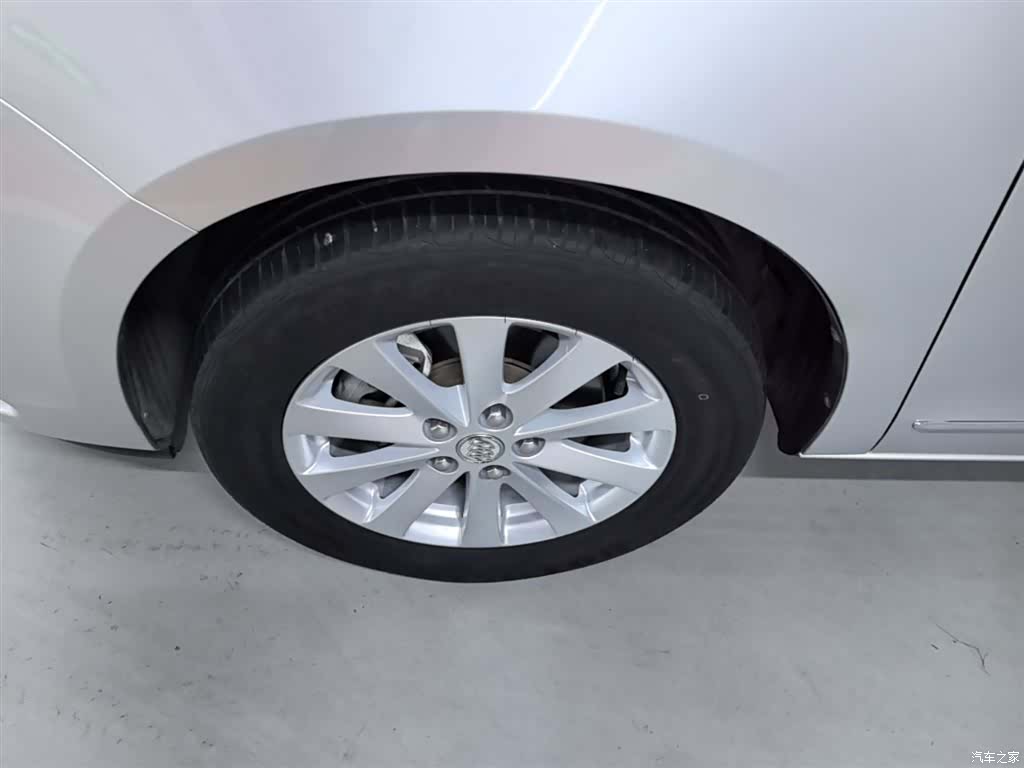 Buick GL8, 2018 23
