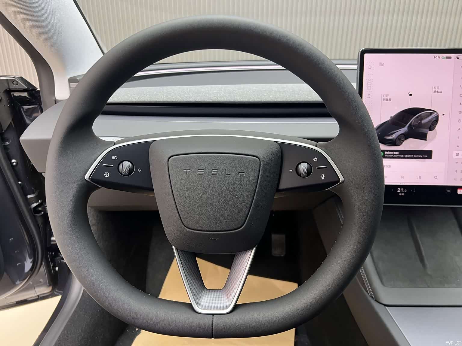 Tesla Model 3, 2026 10