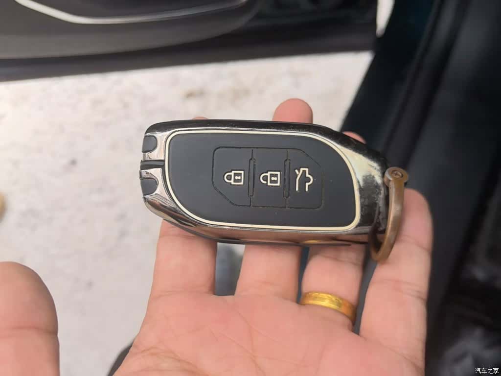 DongFeng T5, 2021 9