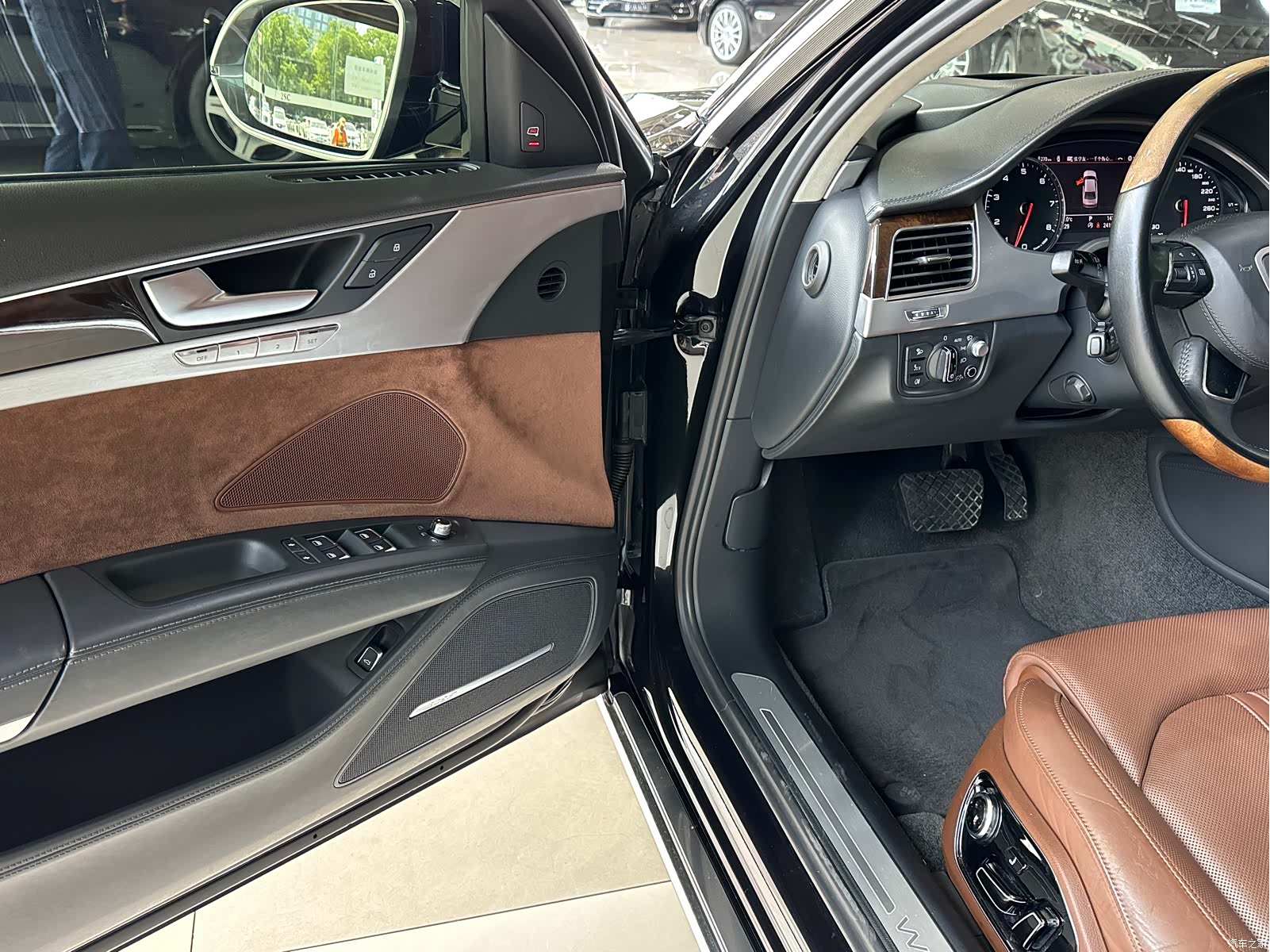 Audi A8L, 2015 8