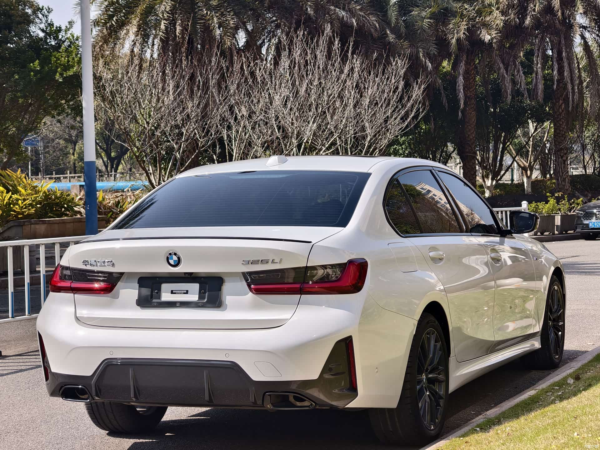 BMW 3 Series, 2023 7