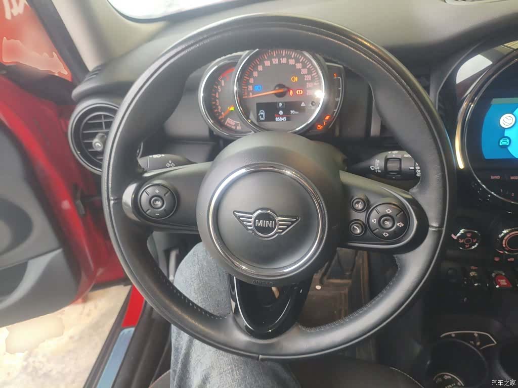 Mini ONE, 2020 4