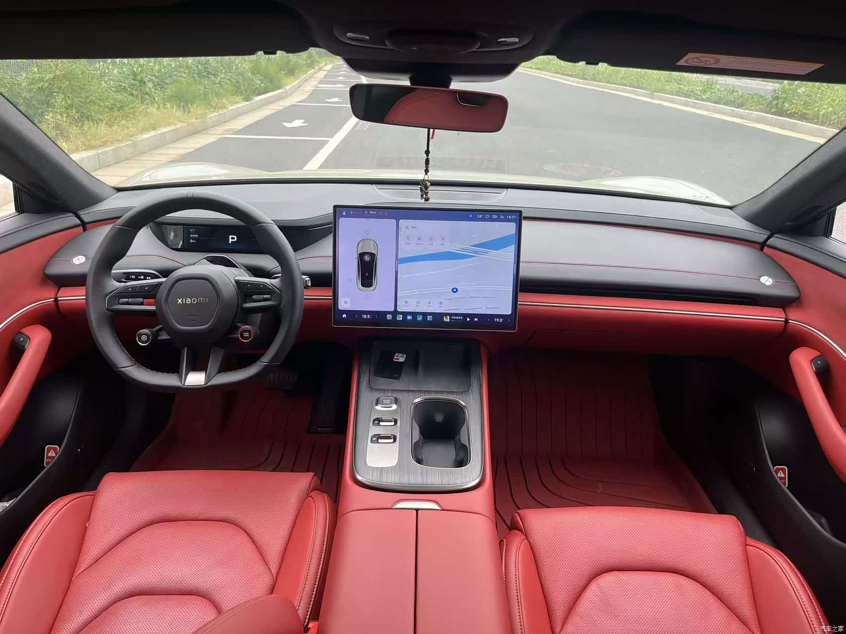 Xiaomi SU7, 2024 все фото