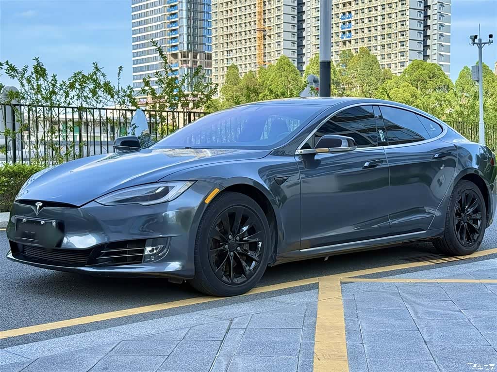 Tesla Model S, 2019 24