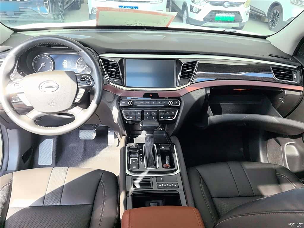 Trumpchi GS8, 2019 10