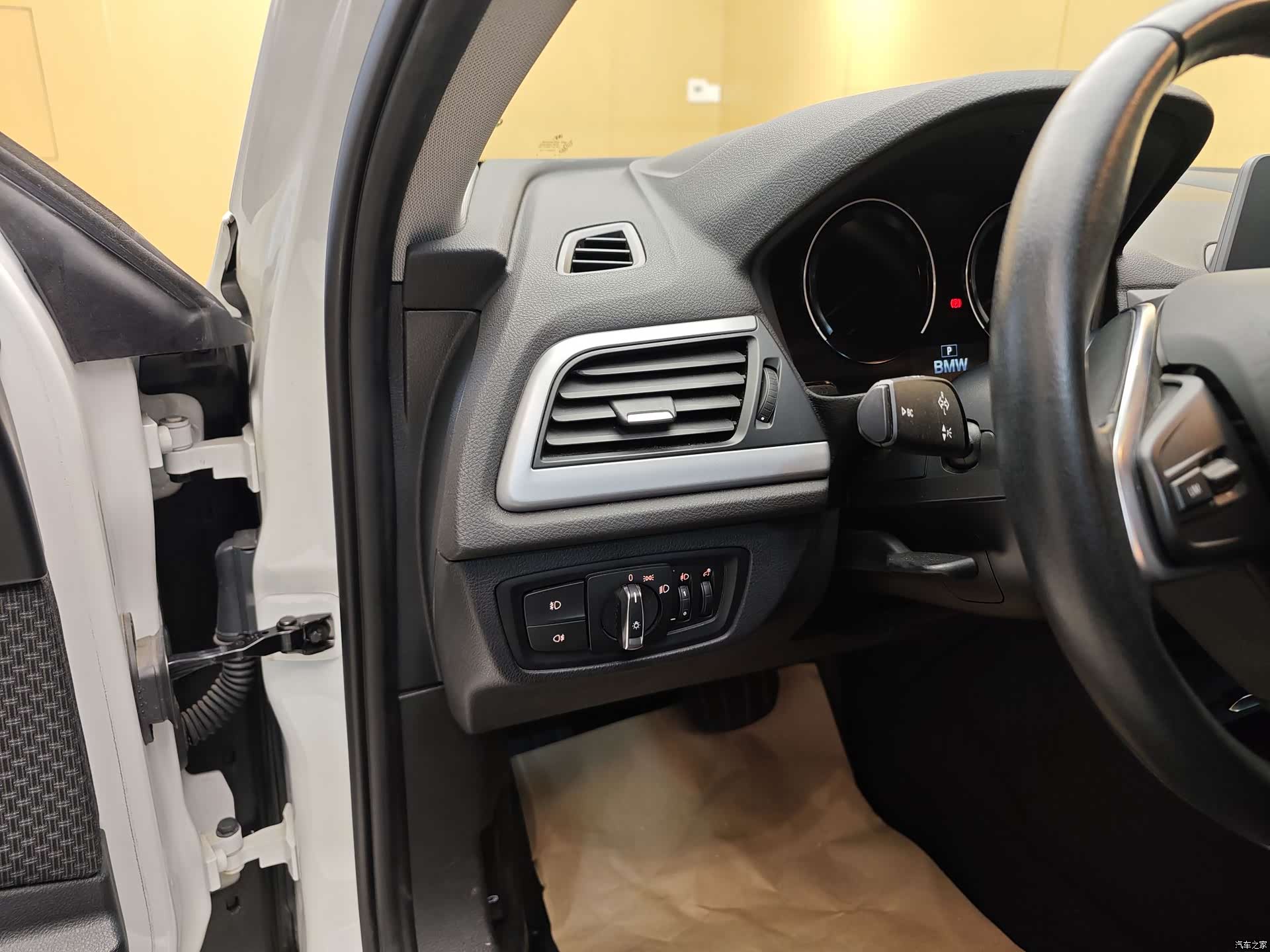 BMW 1 Series, 2018 11