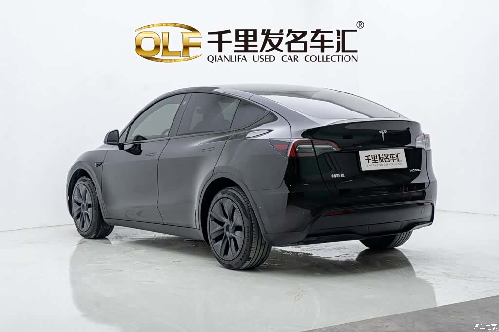 Tesla Model Y, 2024 4