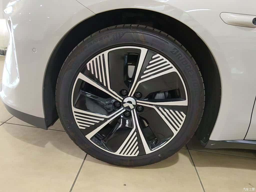 NIO ET7, 2022 23