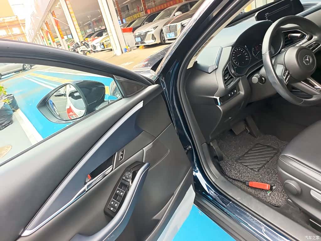 Mazda CX-30, 2021 16