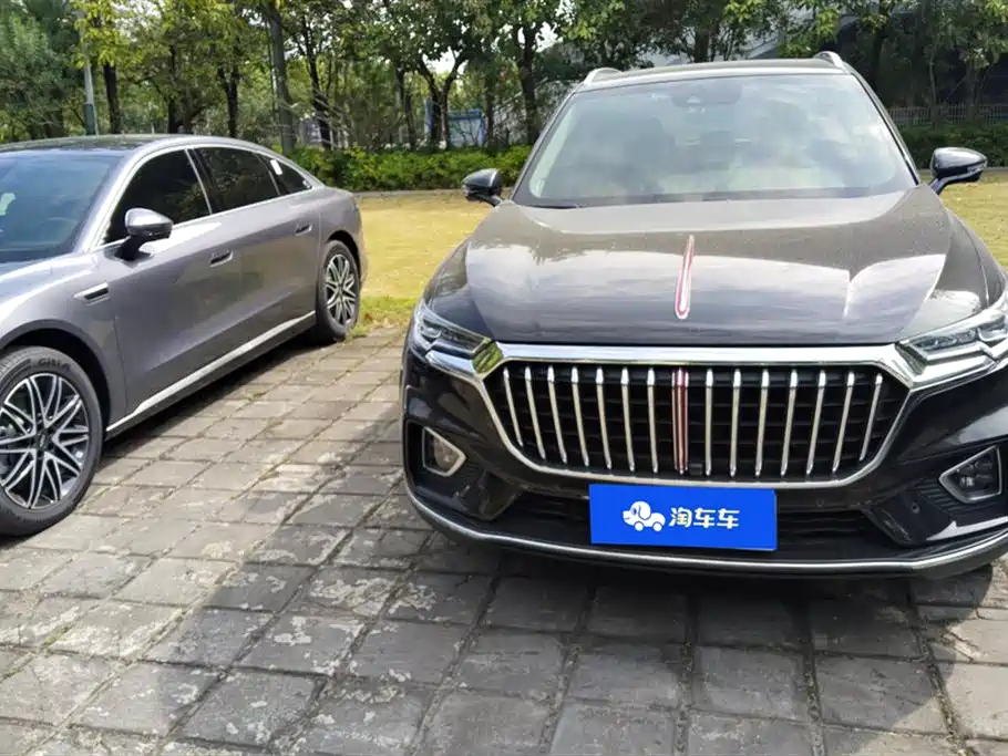 Hongqi HS5