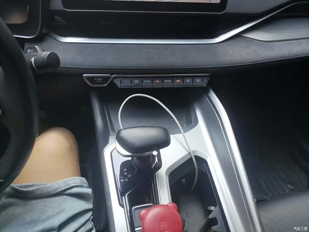 Geely Preface, 2023 14
