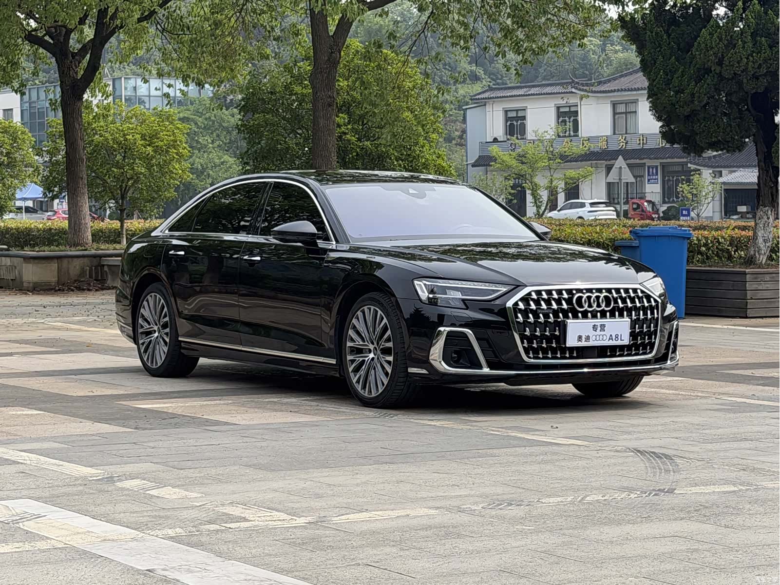 Audi A8L, 2024 12