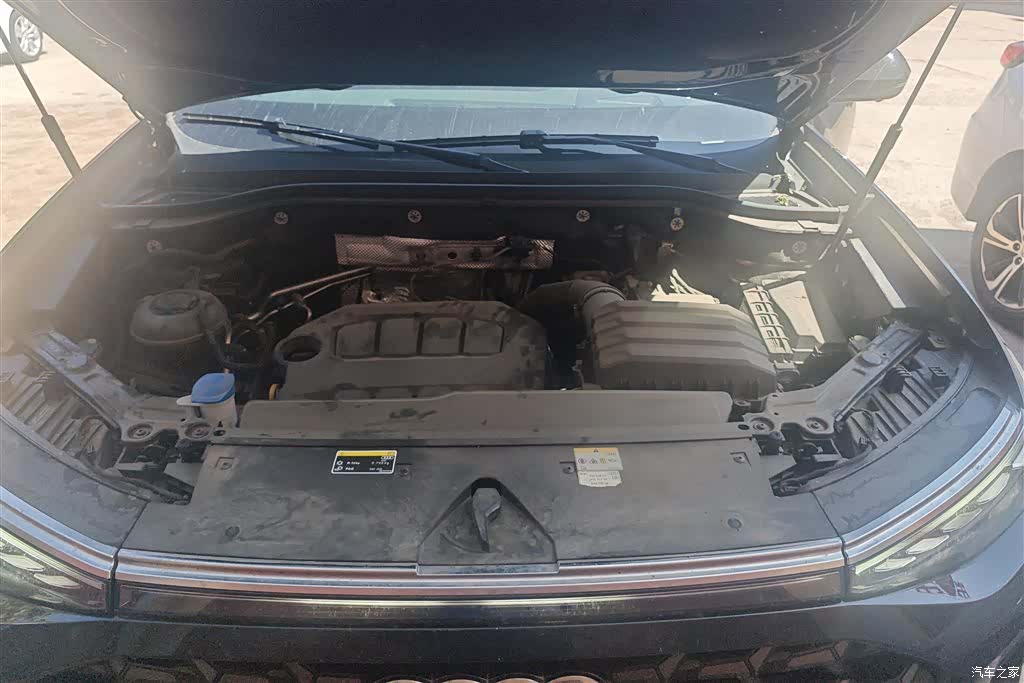 Audi Q6, 2025 10