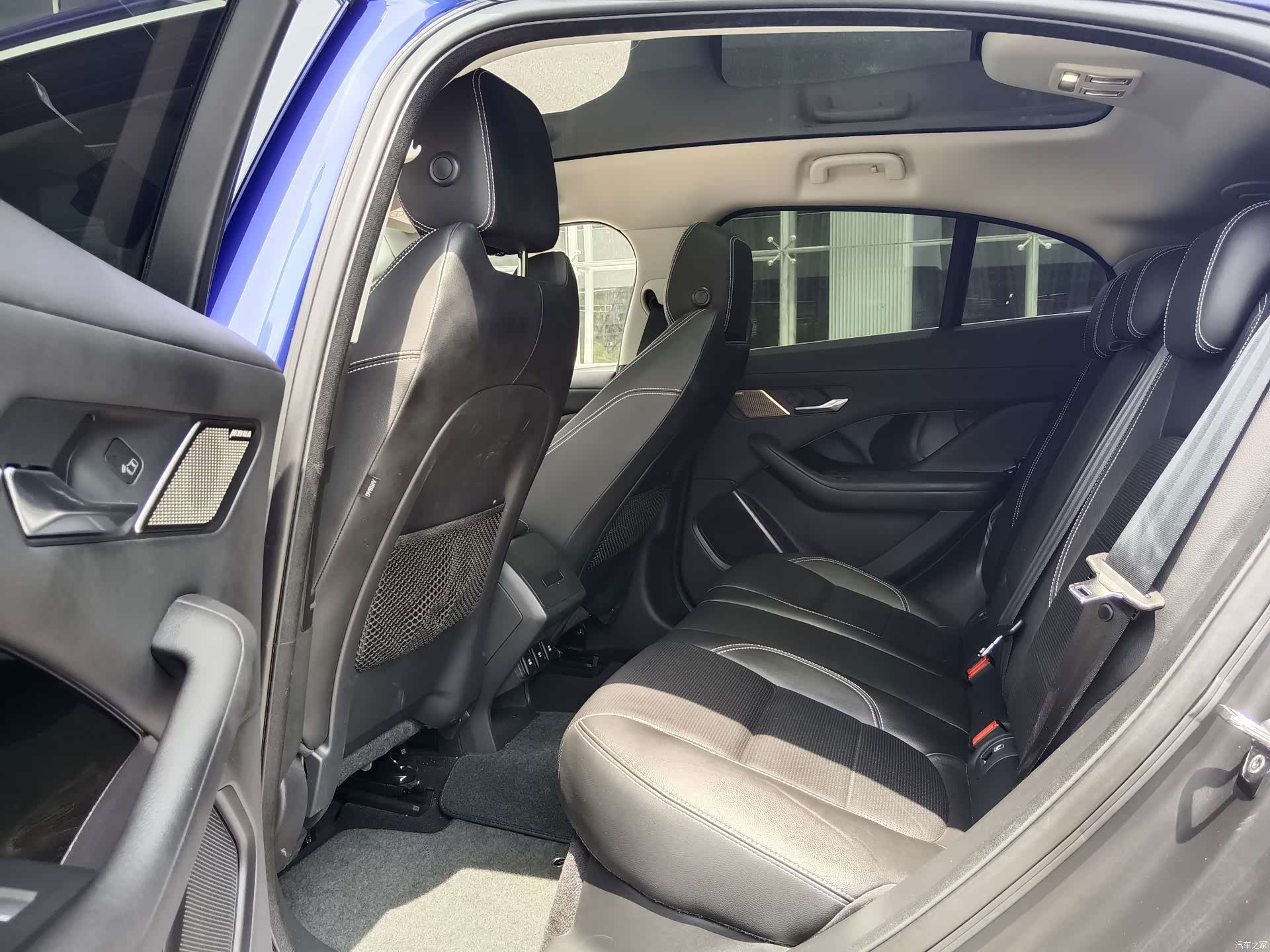 Jaguar I-PACE, 2020 10