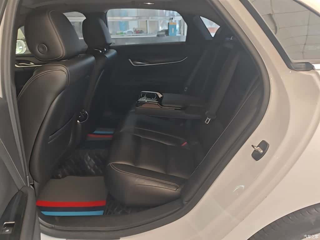 Cadillac XTS, 2019 17