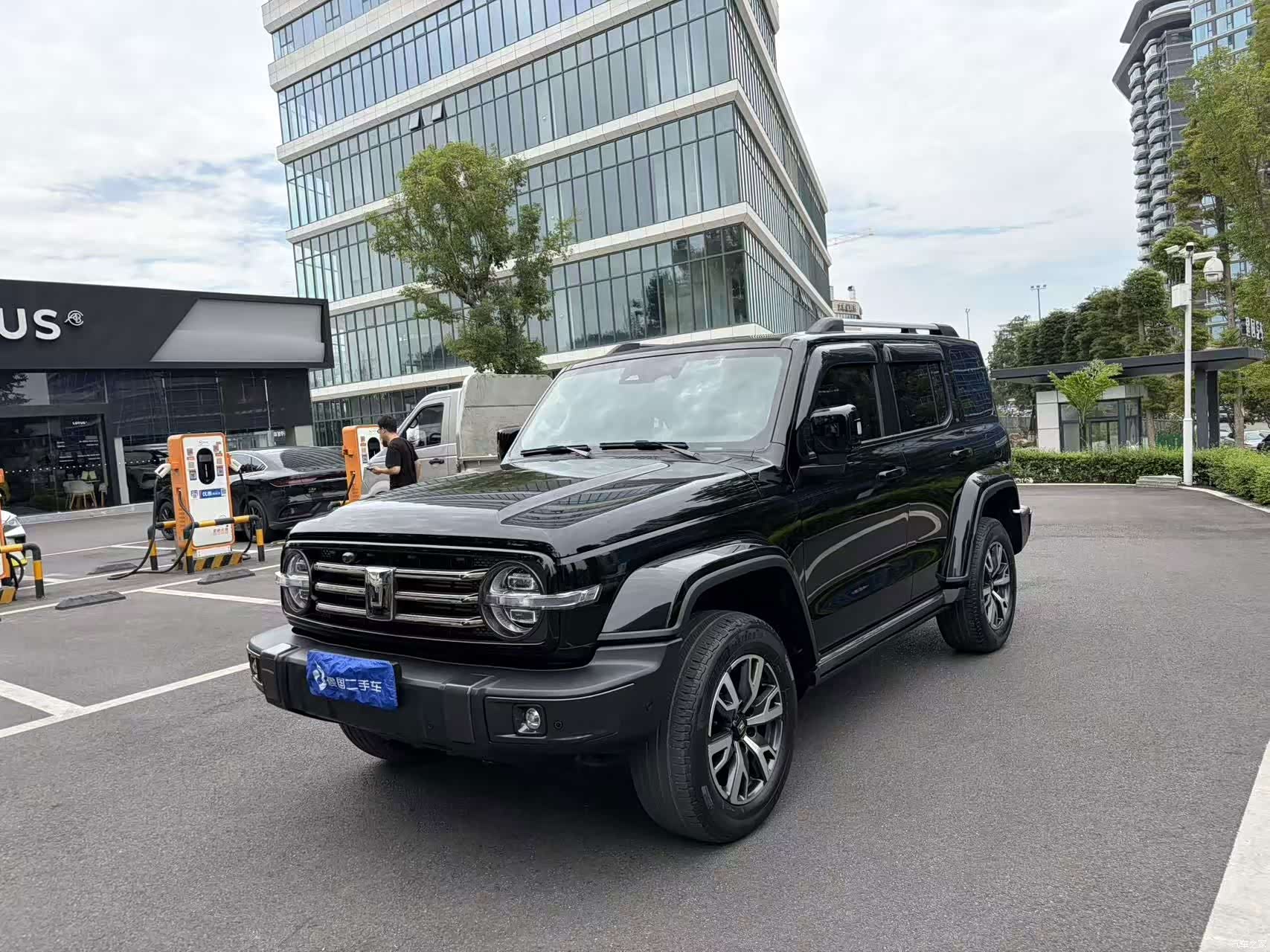 Tank 300, 2022 1