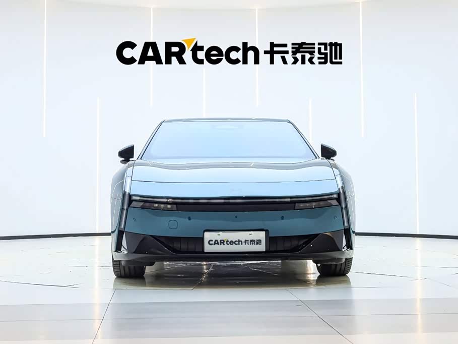 Xpeng P7