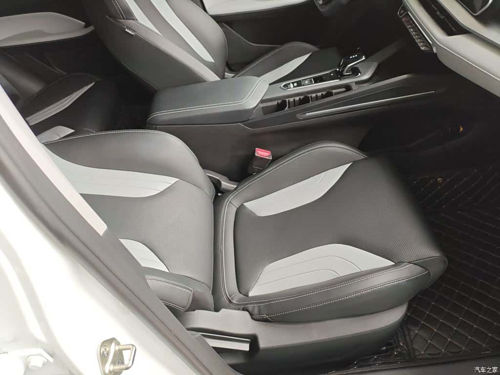 Geely Binray, 2023 20
