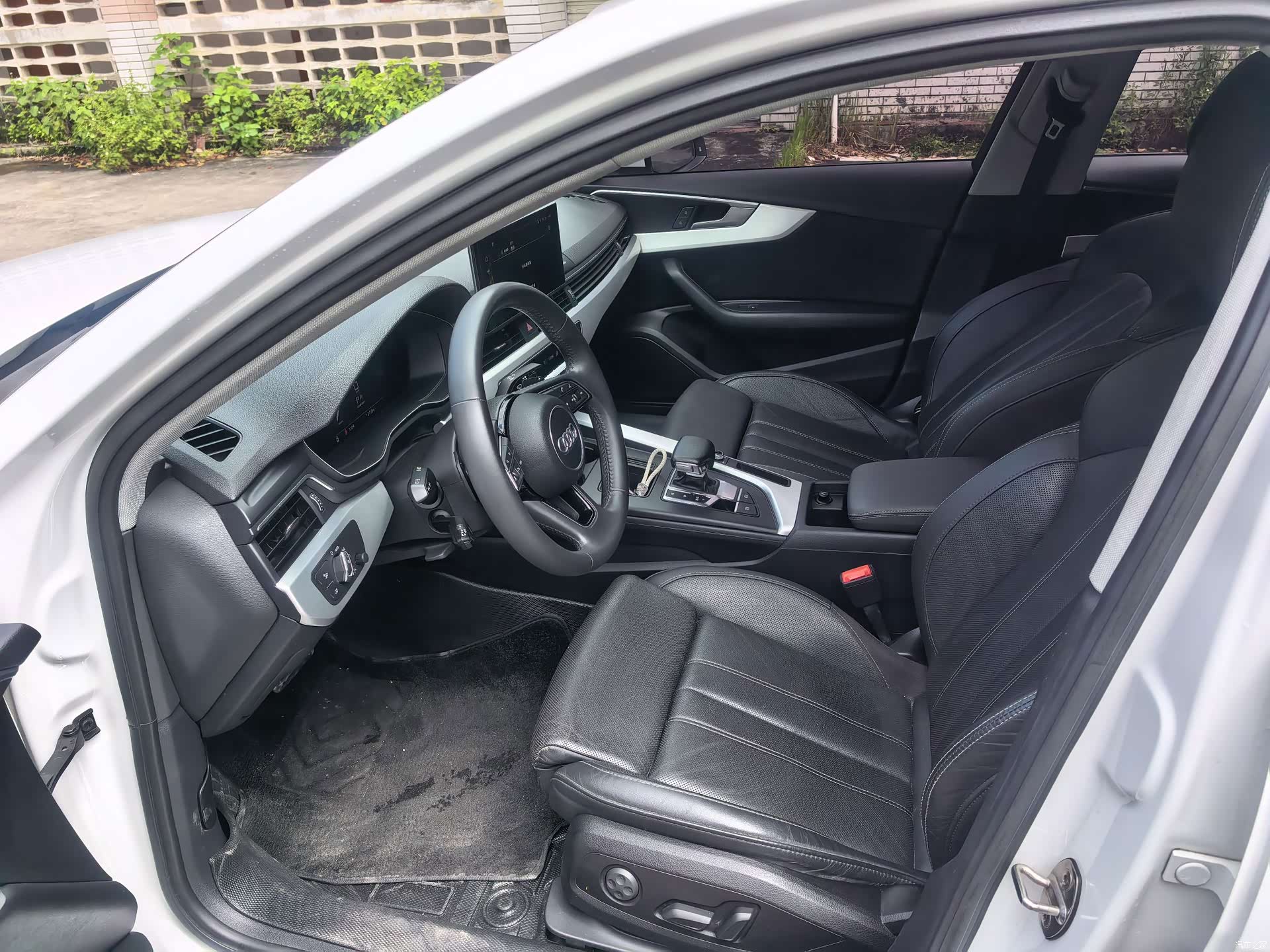 Audi A4L, 2021 7