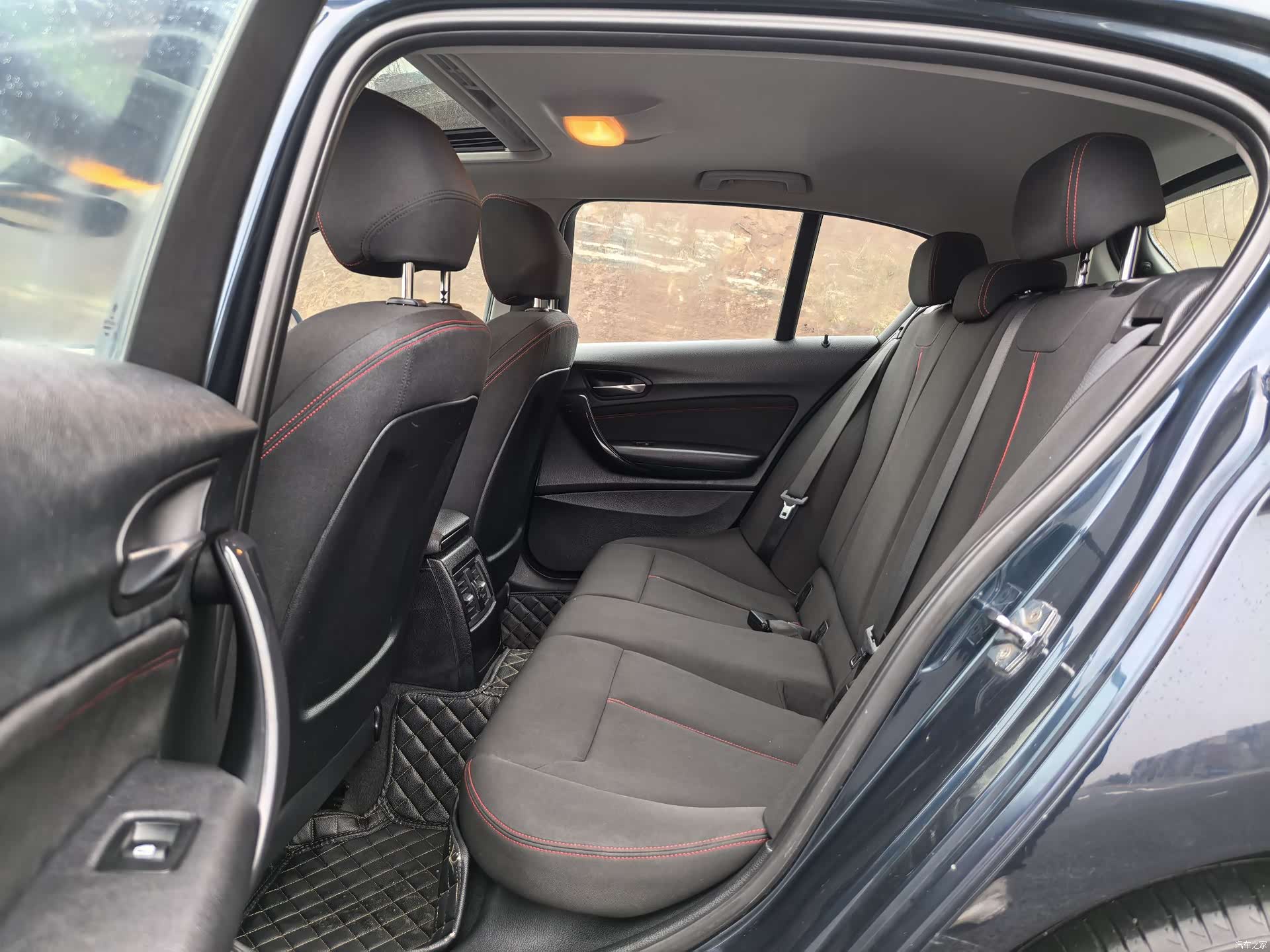 BMW 1 Series, 2012 10